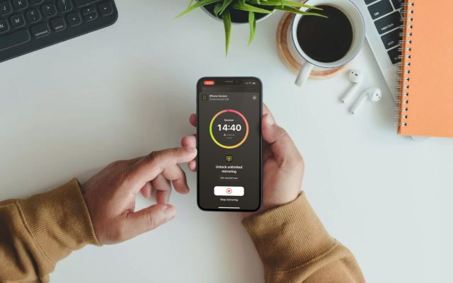 How to Mirror iPhone to Chromecast: Best Solutions in 2024